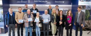 ENGIE y Nasuvinsa reconocen a los primeros edificios conectados a la red de calor de Txantrea con la entrega de placas que certifican su conexión a la red de calor ecológica